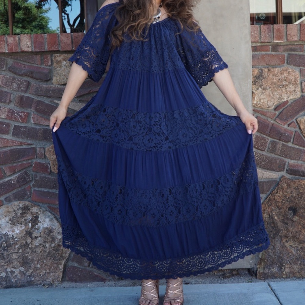 Cute Blue Lace Maxi Dress